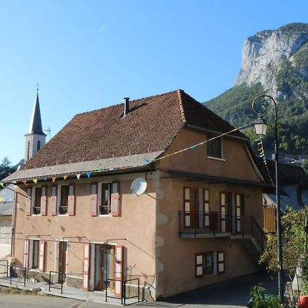 Saint-Pierre-d'Entremont Le Postillon Rezアパートメント エクステリア 写真